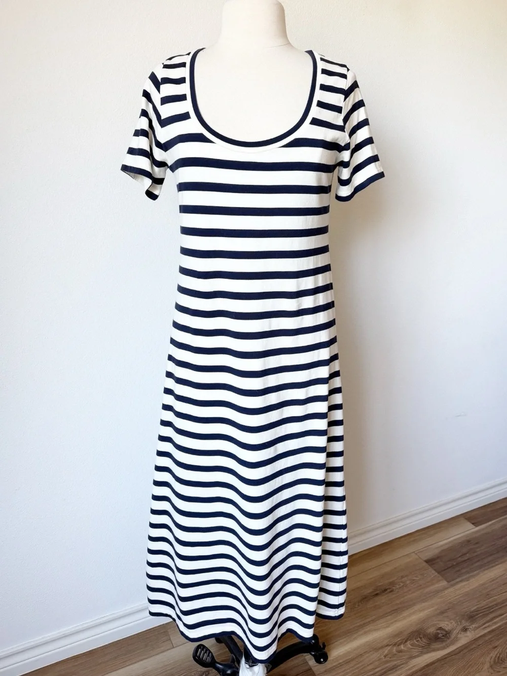J Crew Striped Short-Sleeve Scoop Neck Dress – Navy and White